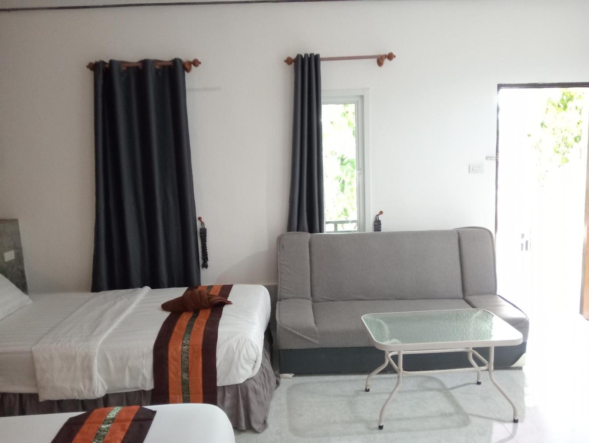 Lanta Beautiful Beach House Koh Lanta Room photo